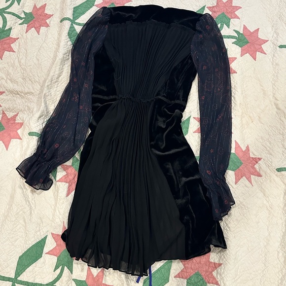 Coach Dress Size Small - Picture 9 of 13